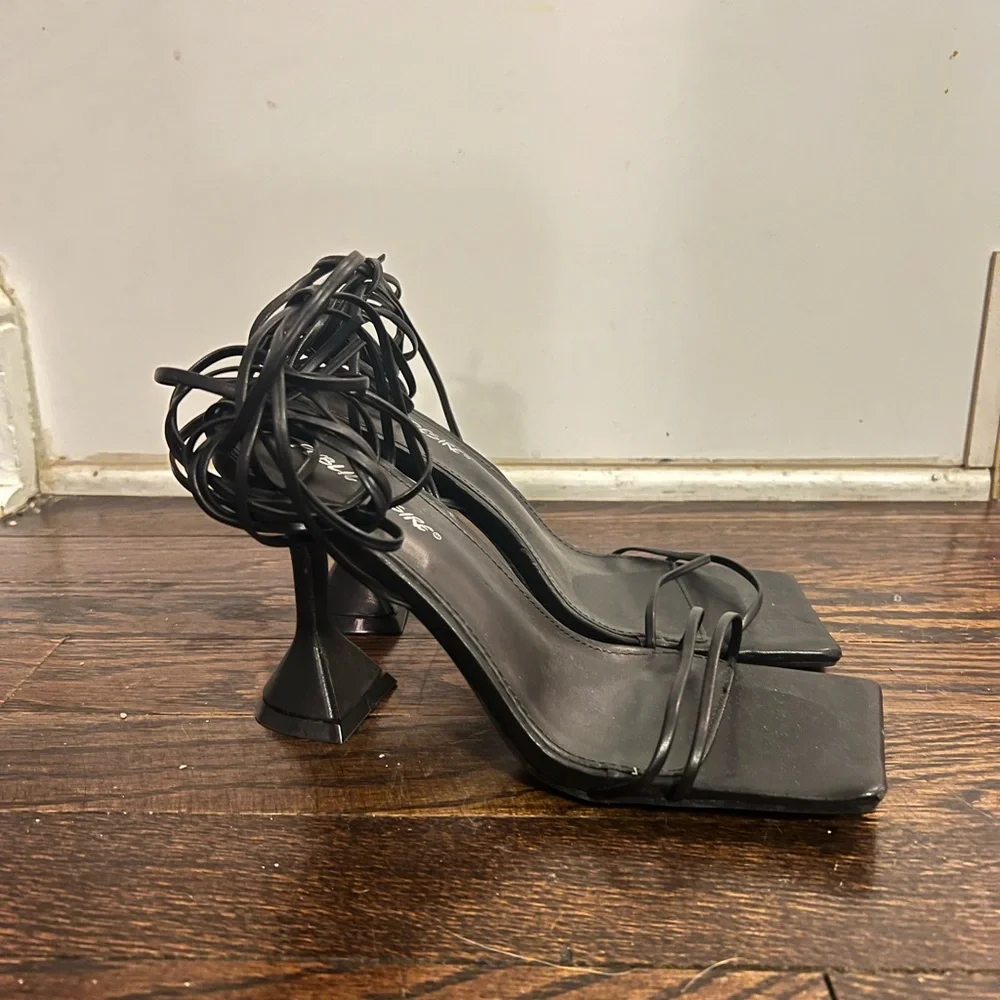 PUBLIC DESIRE DYMOND BLACK LACE UP SQUARE TOE CAKE STAND HEELS - Picture 4 of 6